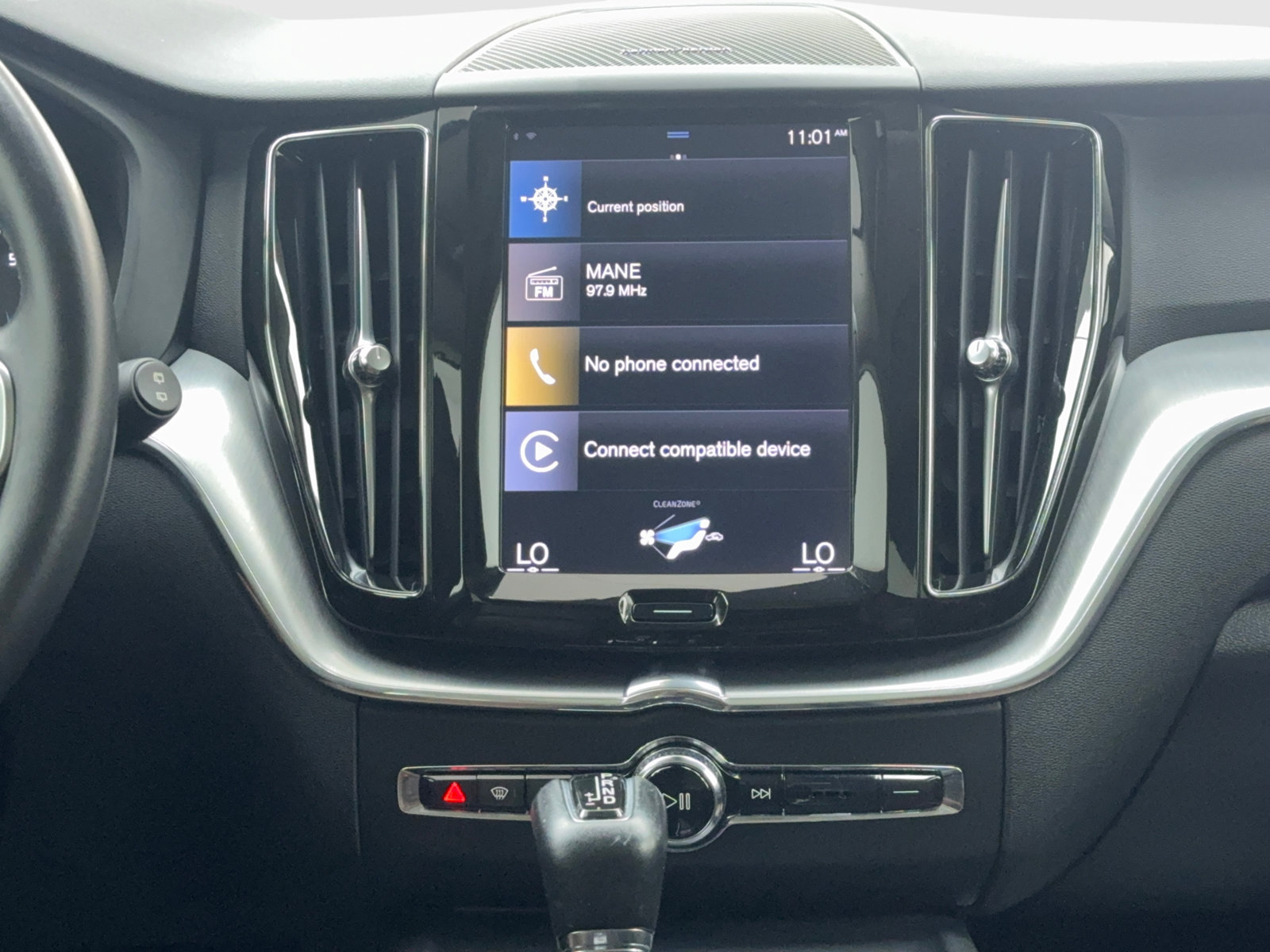 Used 2019 Volvo XC60 T5 Momentum w/ Multimedia Package FWD image 27