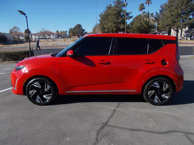 Used 2023 Kia Soul GT-Line FWD image 4