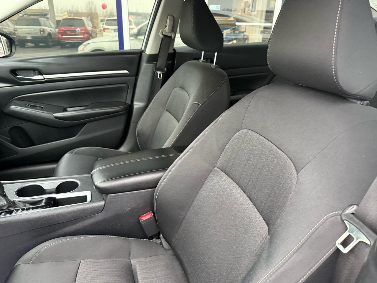 Used 2022 Nissan Altima 2.5 SV image 6