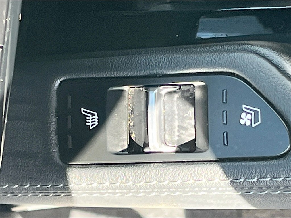 Used 2023 Kia Telluride SX image 21