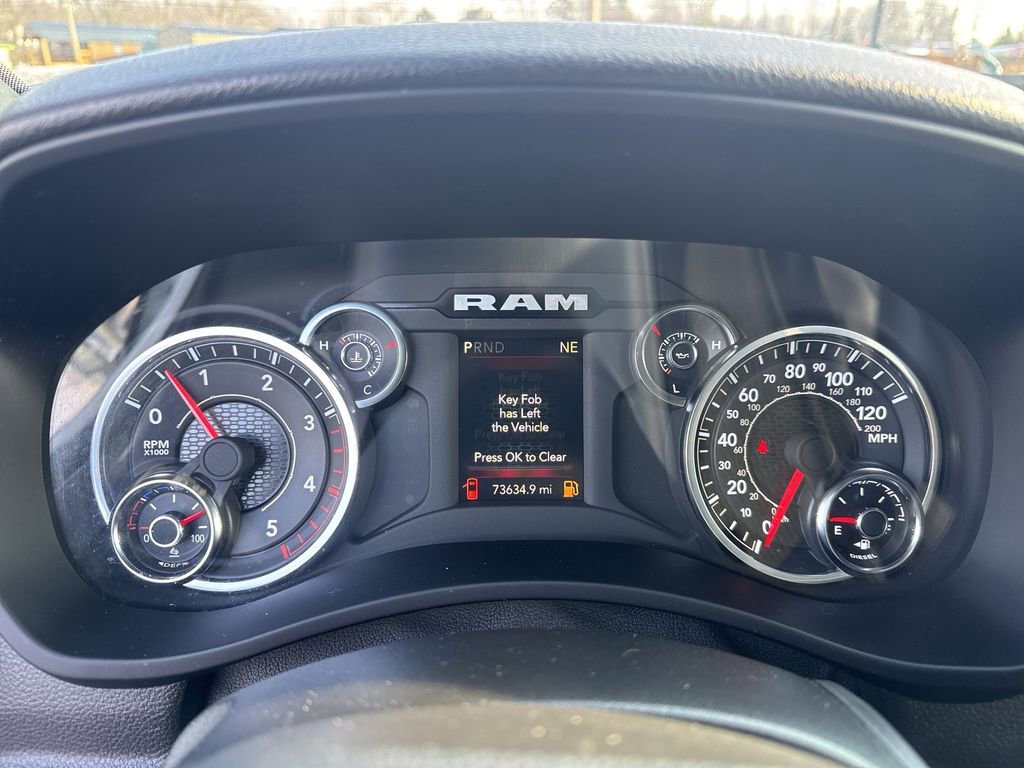 Used 2024 RAM 3500 Tradesman w/ Chrome Appearance Group image 15