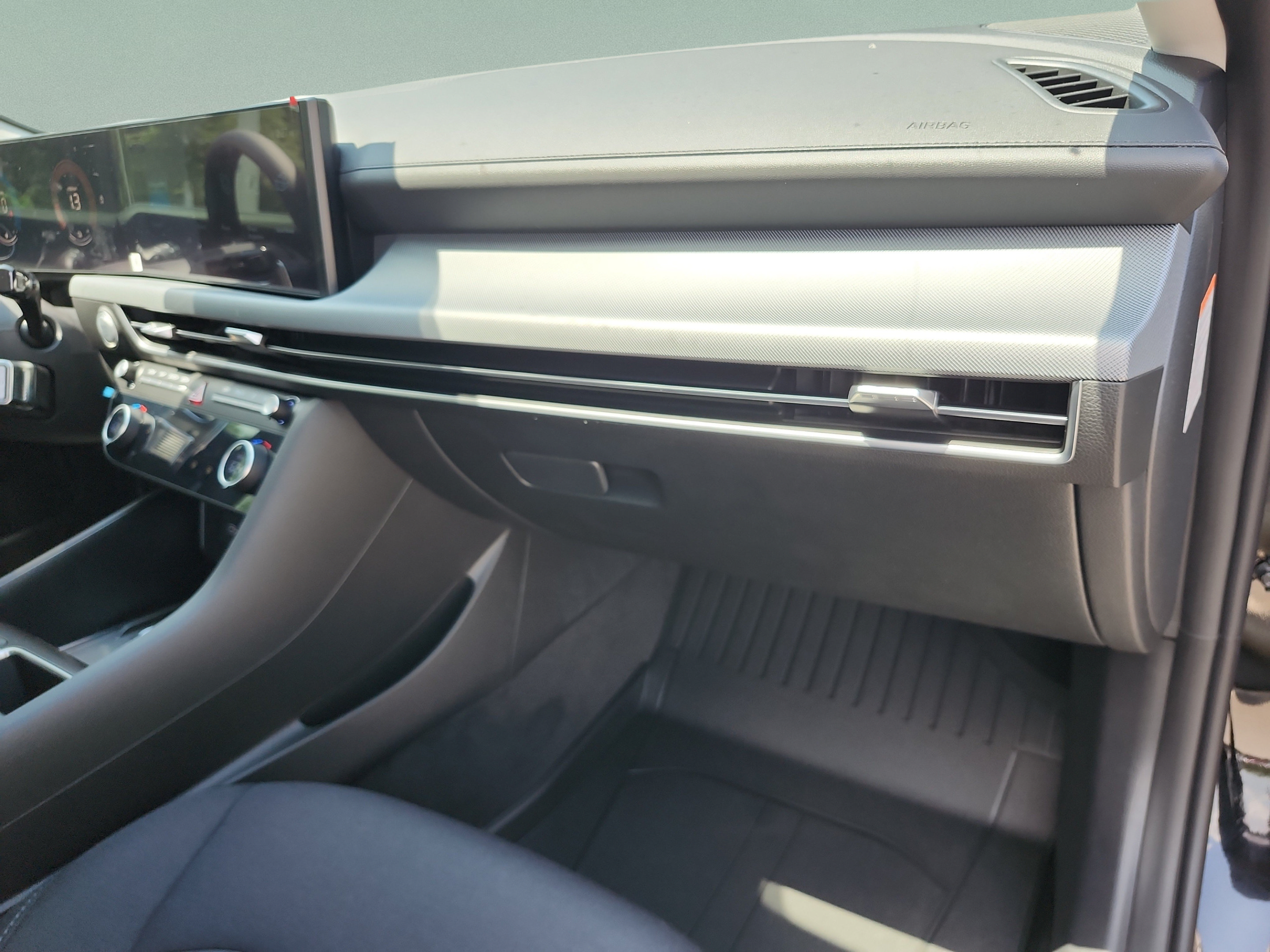 New 2026 Hyundai Sonata SEL FWD image 20