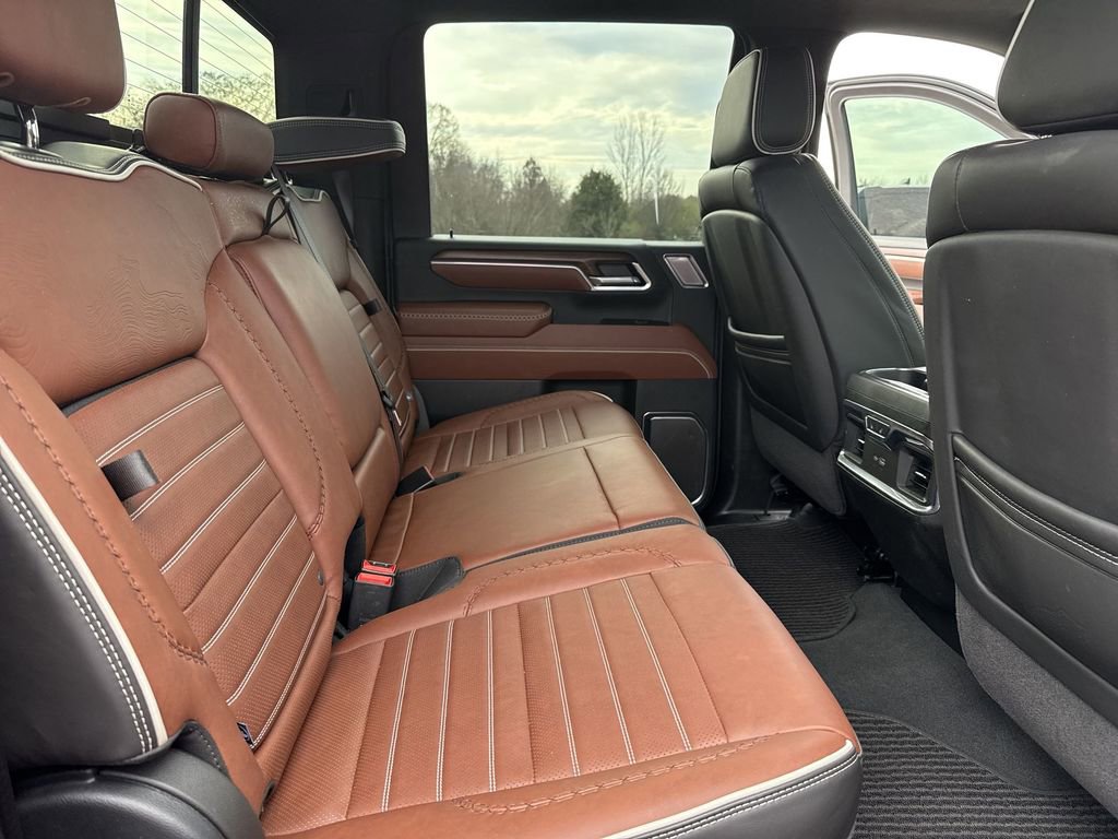 Certified 2025 GMC Sierra 2500 Denali Ultimate w/ Max Trailering Package AWD/4WD image 34