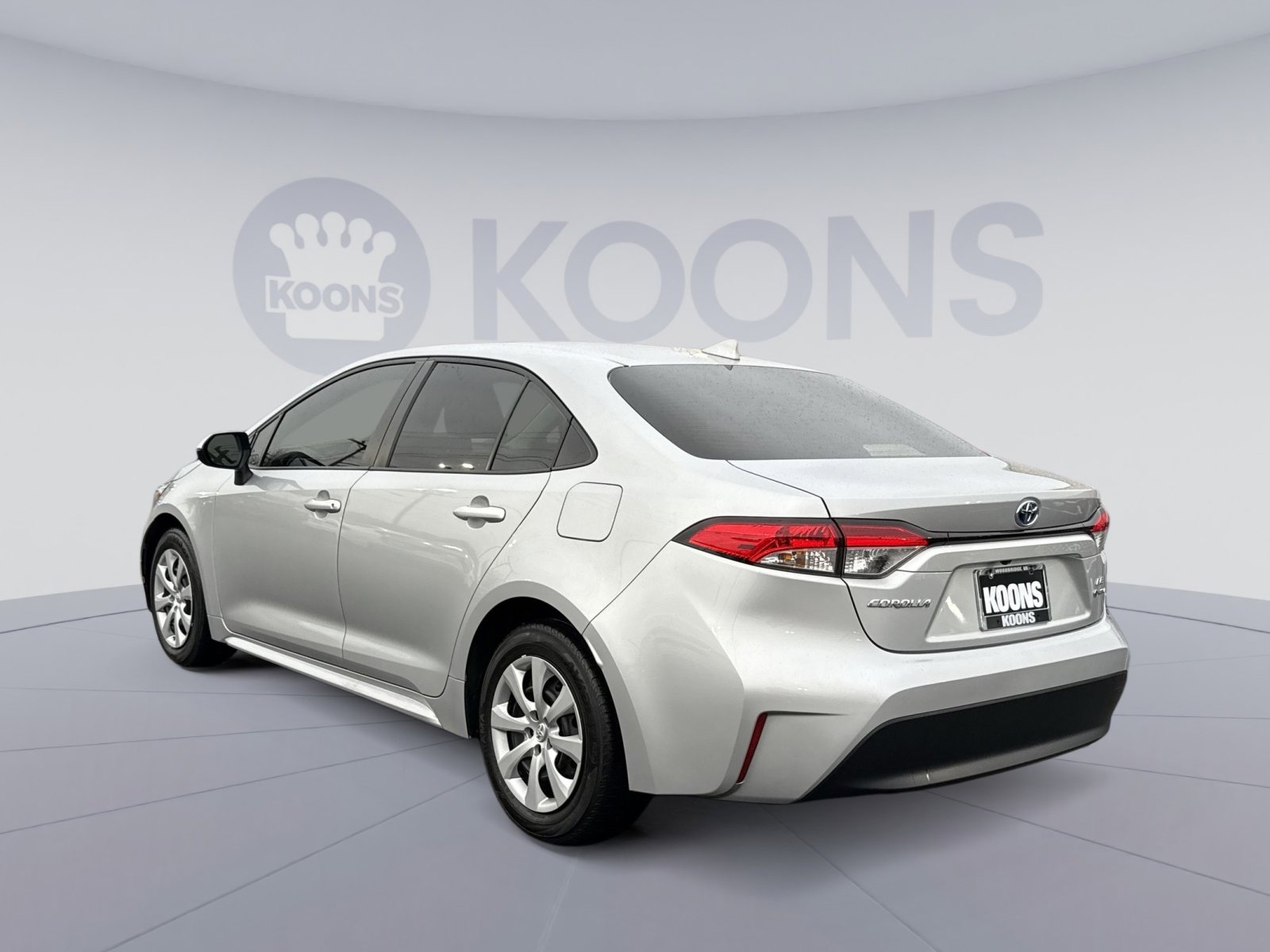 Used 2025 Toyota Corolla LE w/ Convenience Package image 4