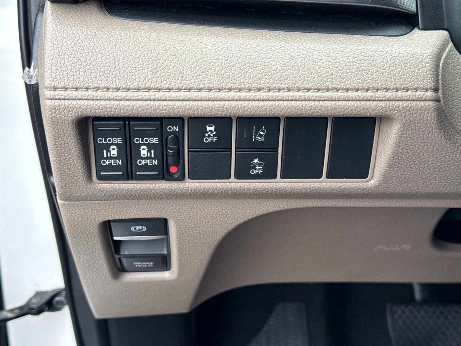 Used 2018 Honda Odyssey EX image 28