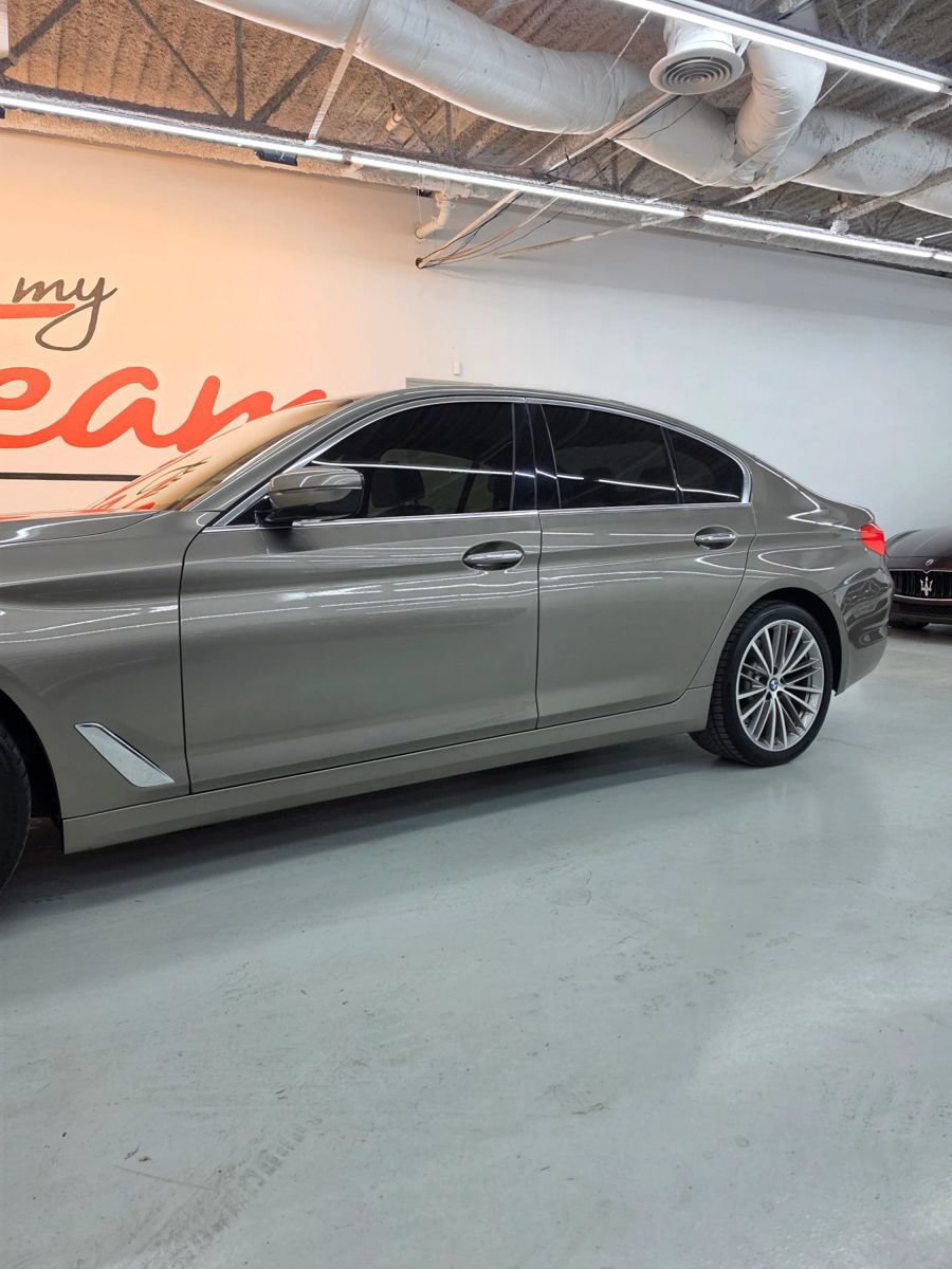 Used 2018 BMW 540i RWD image 5
