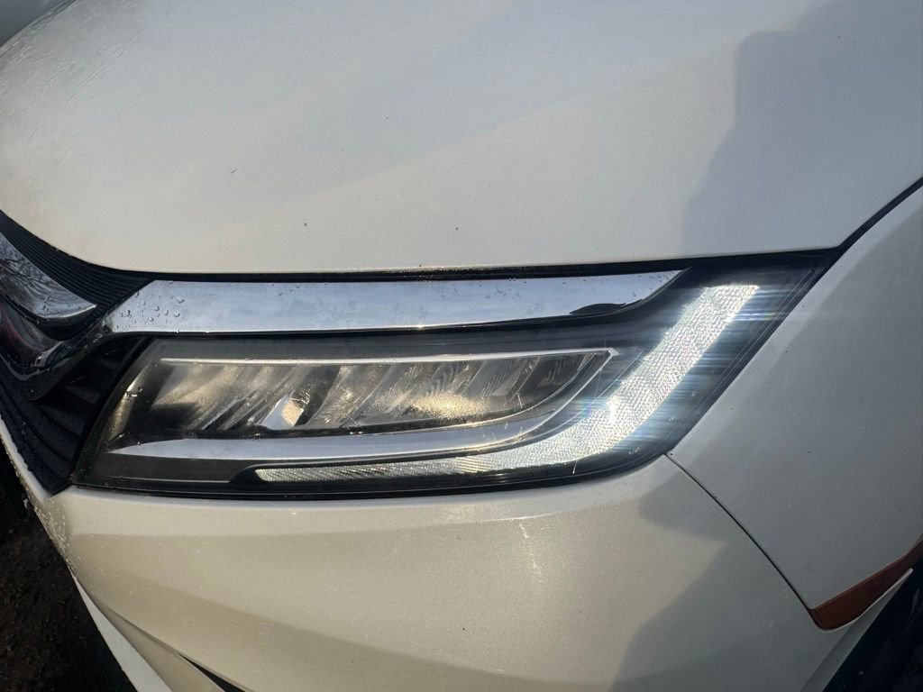 Used 2018 Honda Odyssey Touring image 16