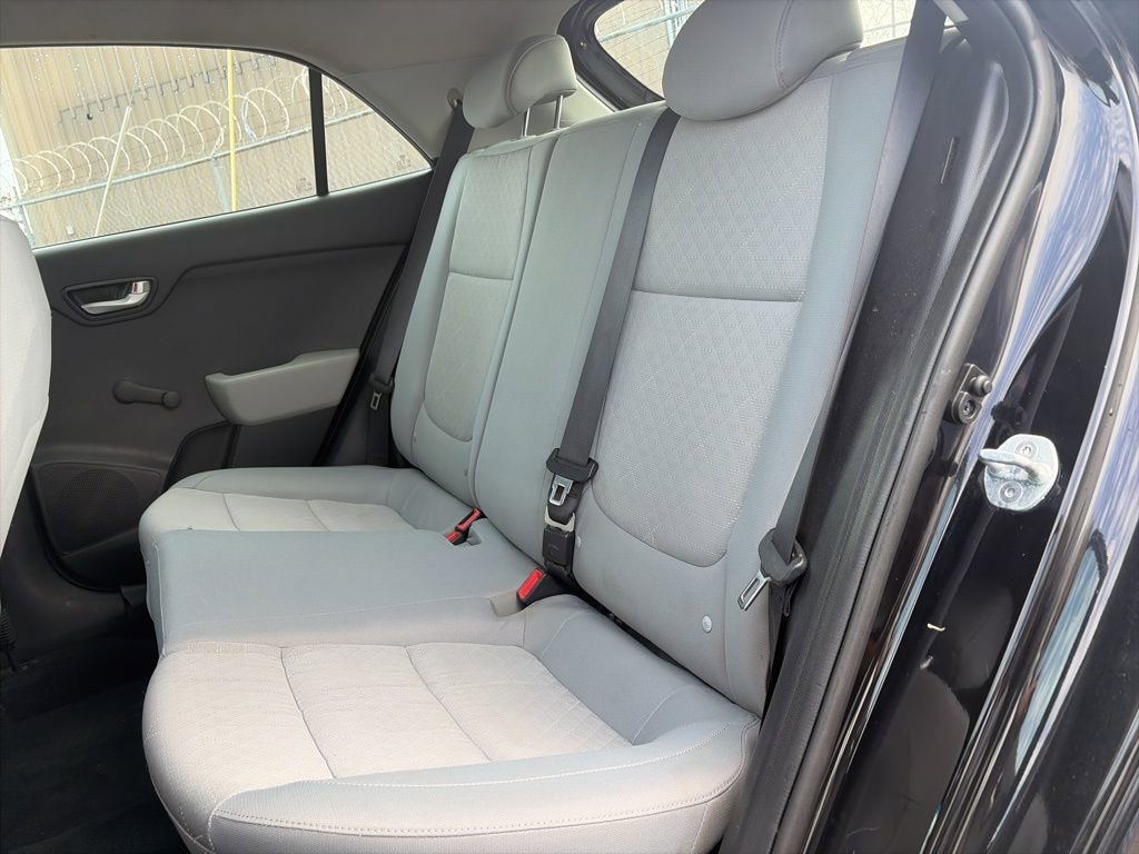 Used 2018 Kia Rio LX image 11