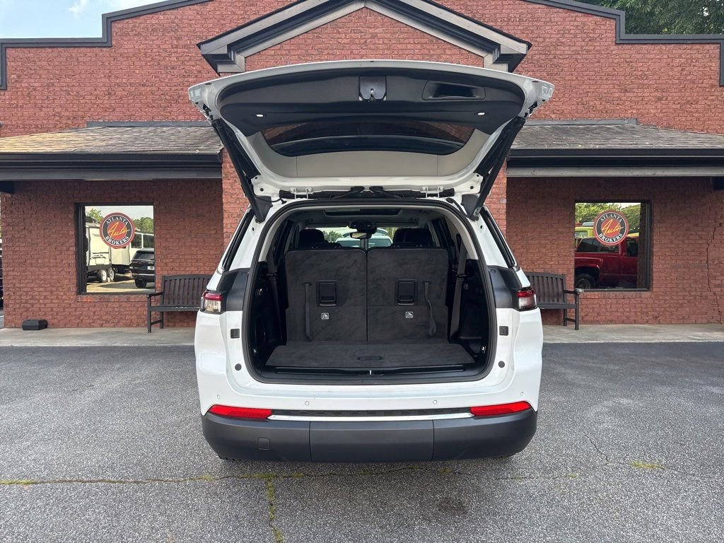 Used 2022 Jeep Grand Cherokee L Limited image 39