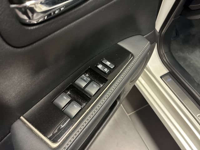 Used 2016 Lexus ES 350 FWD image 11