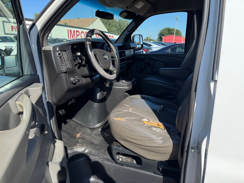 Used 2013 Chevrolet Express 1500 image 7