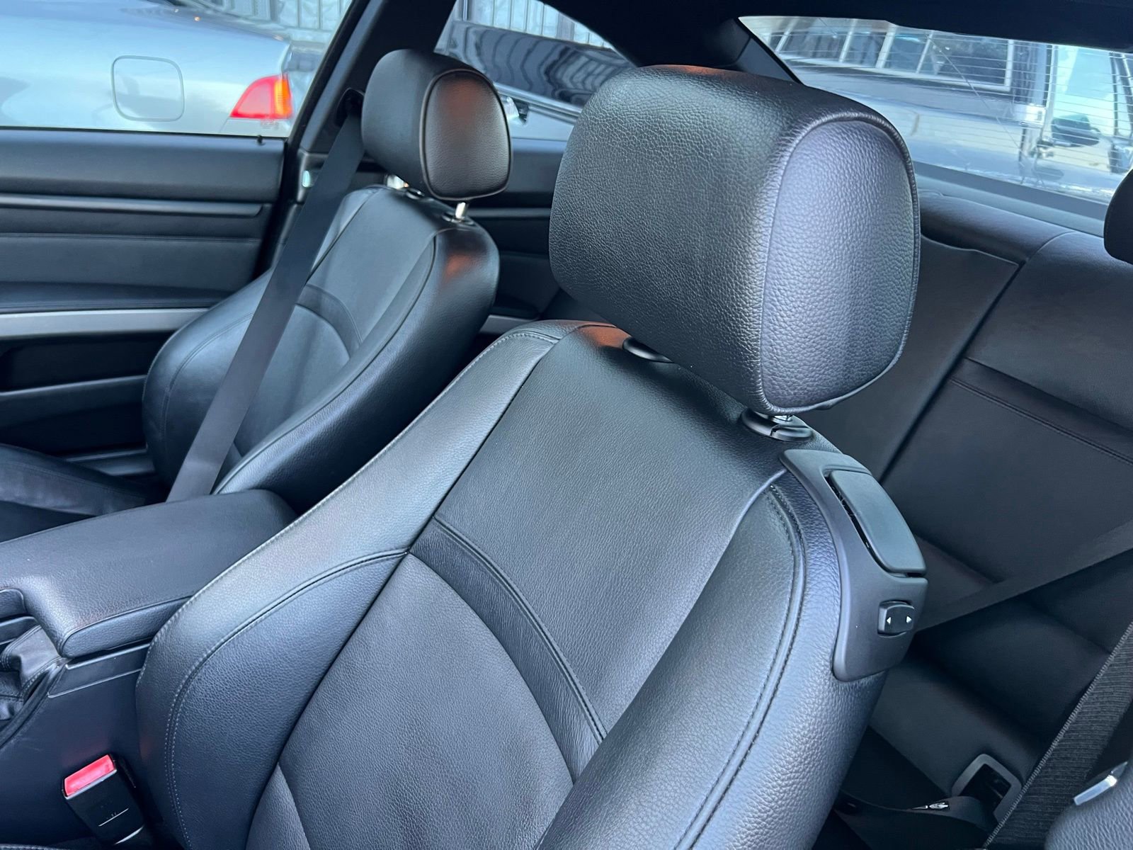 Used 2011 BMW 335is Coupe image 18