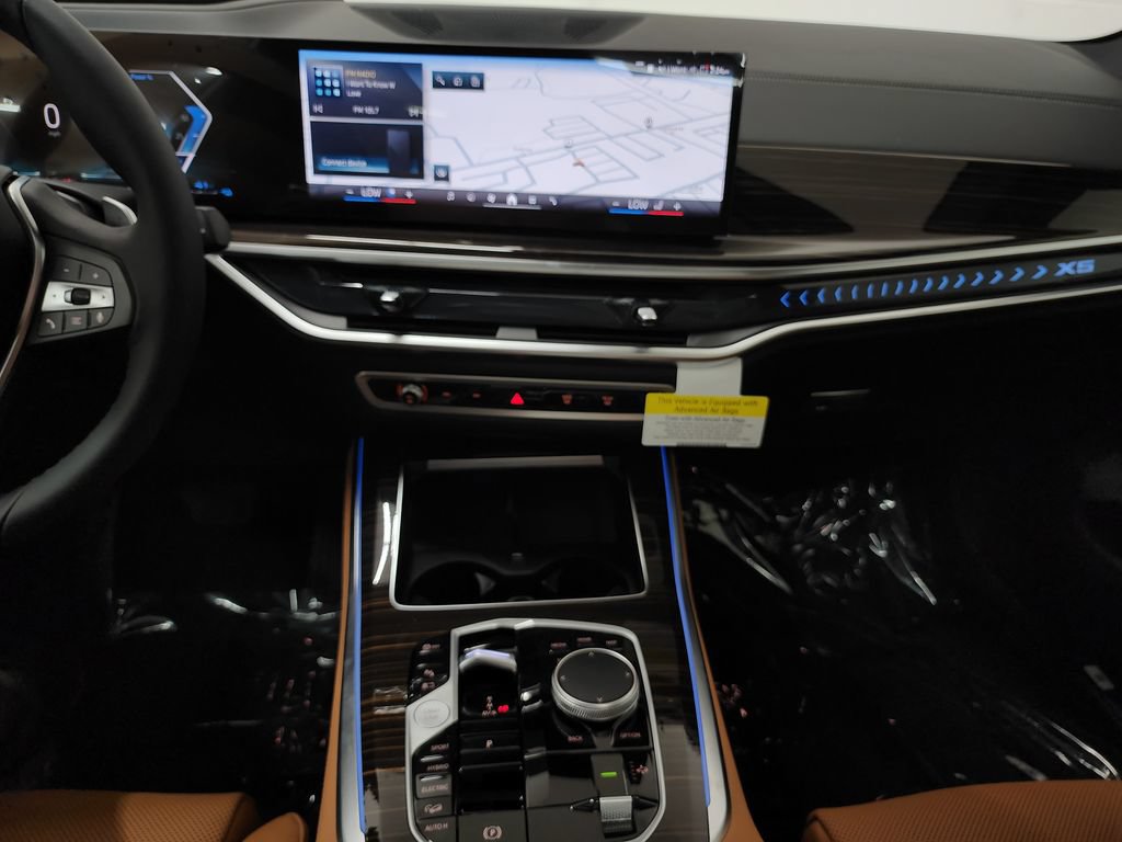 Used 2026 BMW X5 xDrive50e w/ Climate Comfort Package AWD/4WD image 17