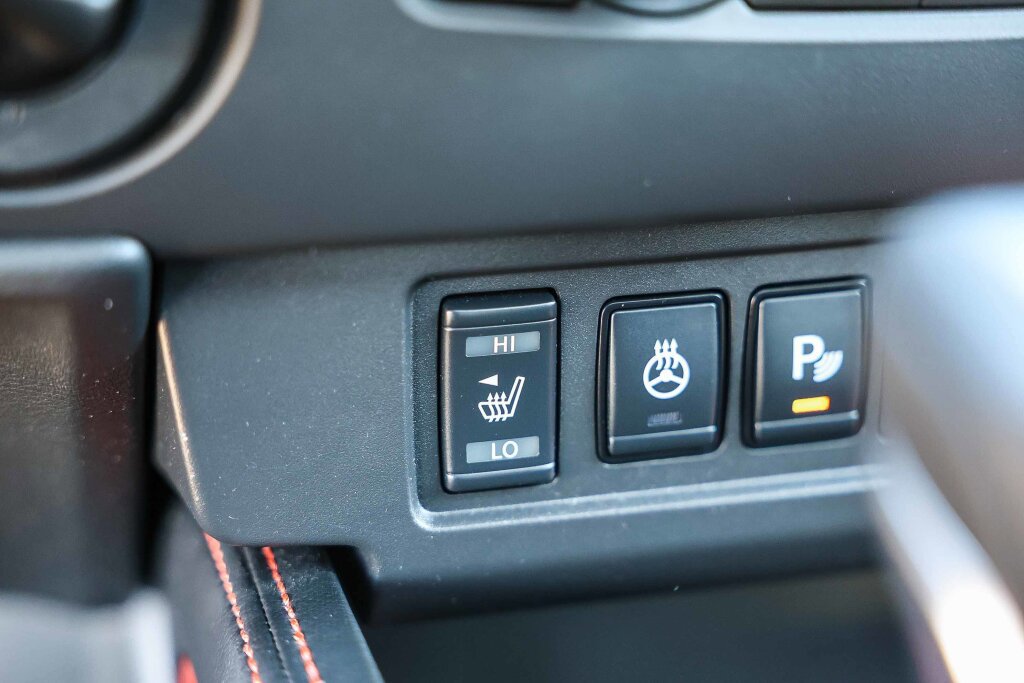 Used 2025 Nissan Frontier PRO-4X w/ Pro Premium Package image 17