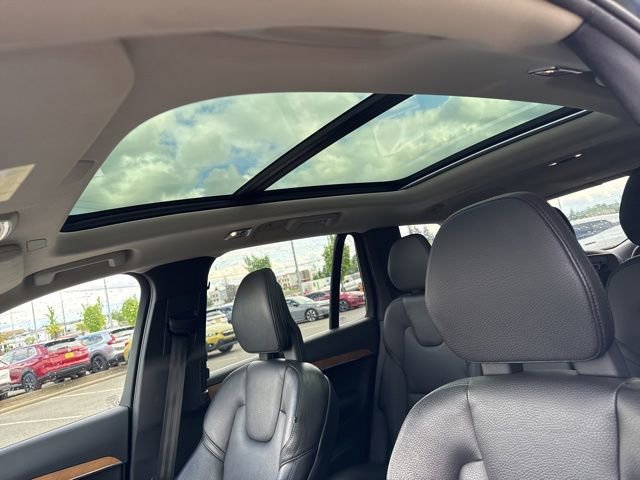 Used 2022 Volvo XC90 T6 Momentum w/ Advanced Package AWD/4WD image 15