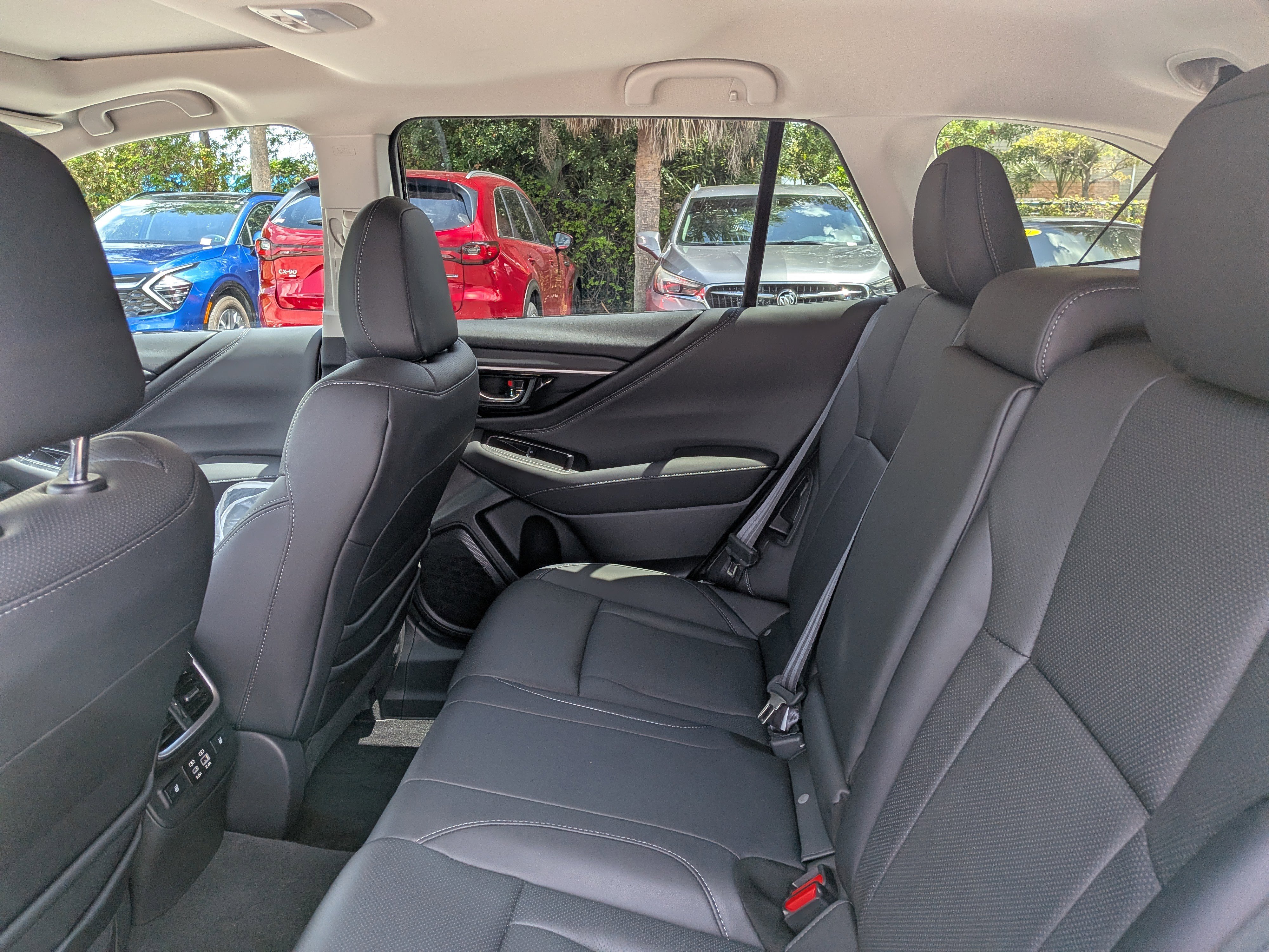 Certified 2025 Subaru Outback Touring image 15