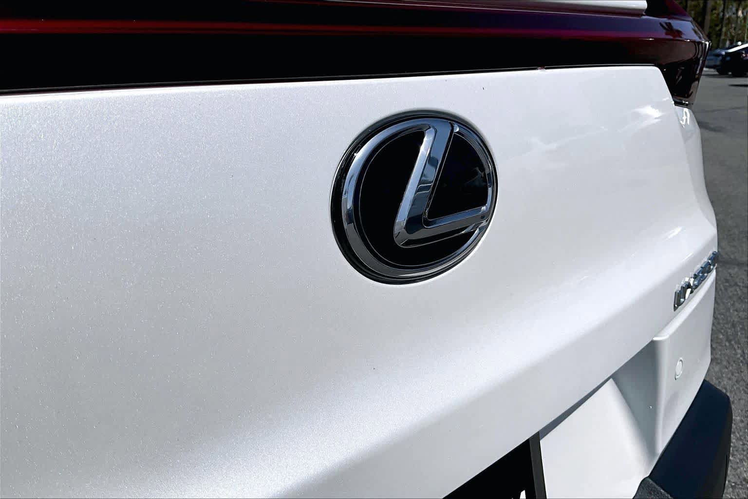 Certified 2024 Lexus UX 250h FWD image 29