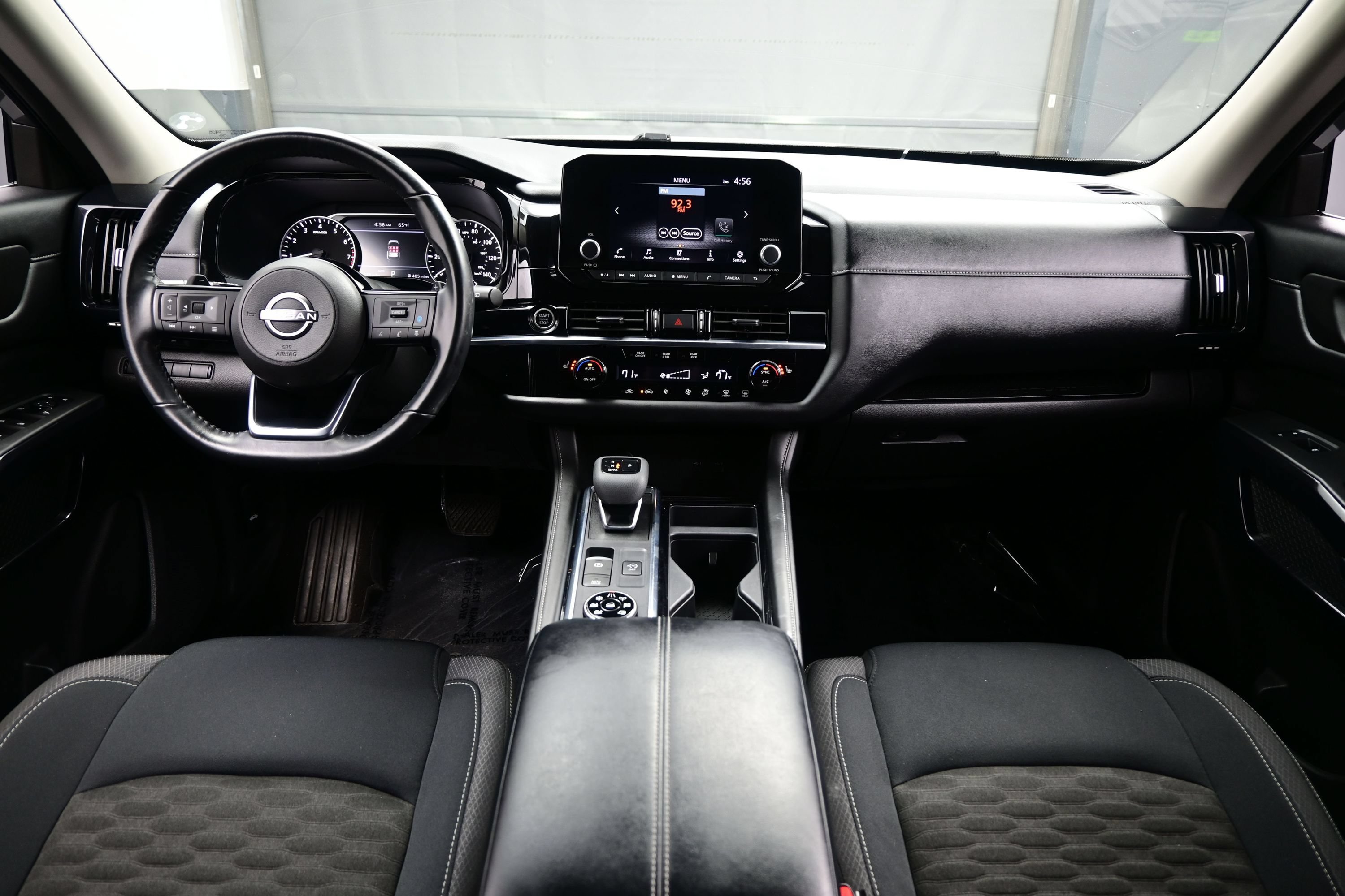 Used 2023 Nissan Pathfinder SV AWD/4WD image 18
