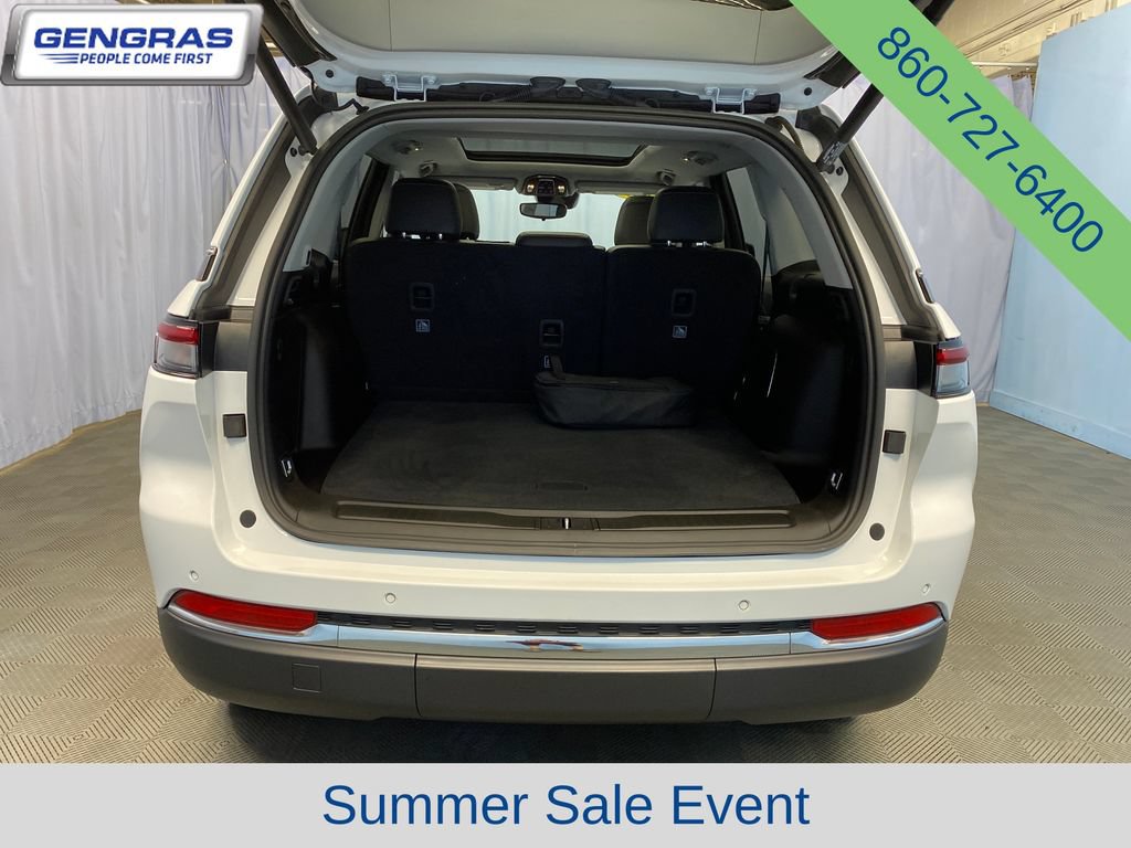 Used 2023 Jeep Grand Cherokee 4WD 4xe image 34