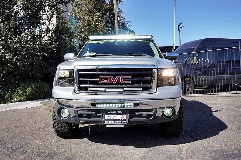 Used 2010 GMC Sierra 1500 SLE w/ Regional Value Package image 5