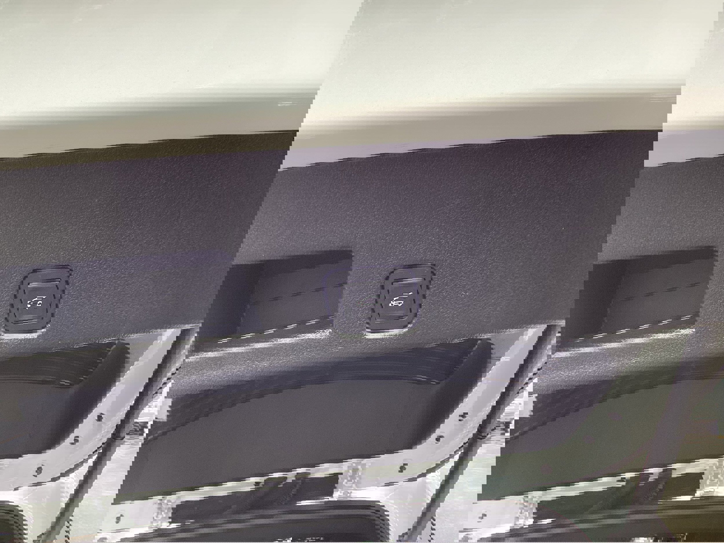 Used 2025 Buick Enclave Preferred image 16