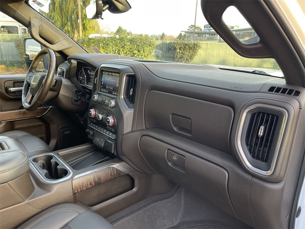 Used 2021 GMC Sierra 3500 Denali w/ Denali Ultimate Package image 30