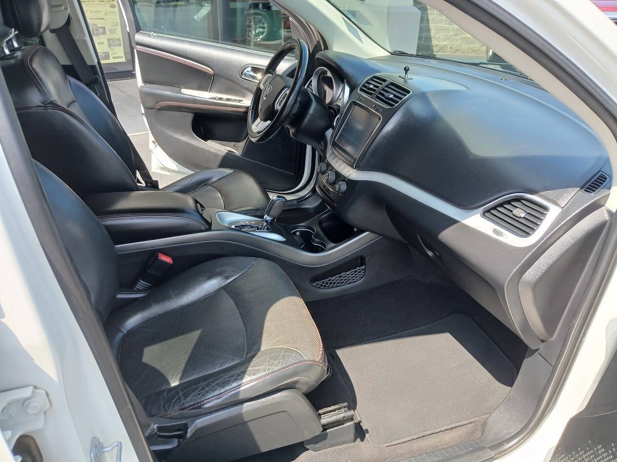 Used 2019 Dodge Journey GT AWD/4WD image 15