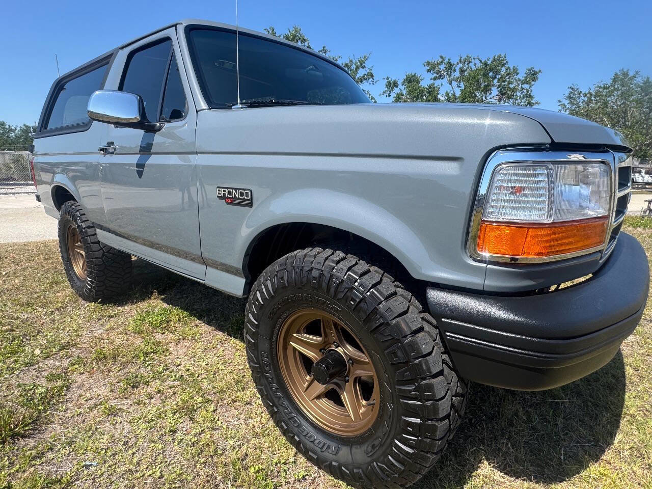 Used 1995 Ford Bronco XLT image 44
