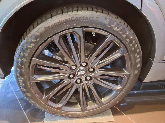 New 2026 Cadillac Lyriq V image 8