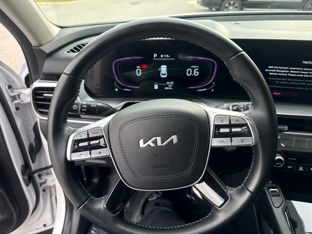Used 2024 Kia Telluride S w/ S Sunroof Package image 11