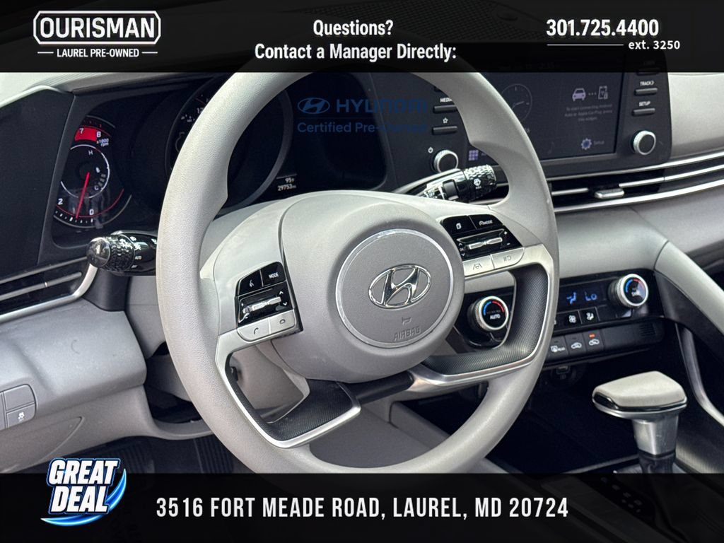 Certified 2022 Hyundai Elantra SEL FWD image 9