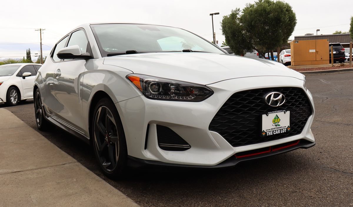 Used 2019 Hyundai Veloster Turbo FWD image 18