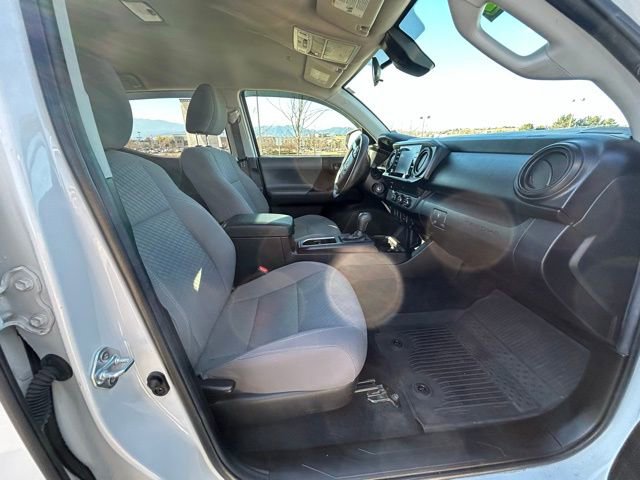 Used 2022 Toyota Tacoma SR image 38