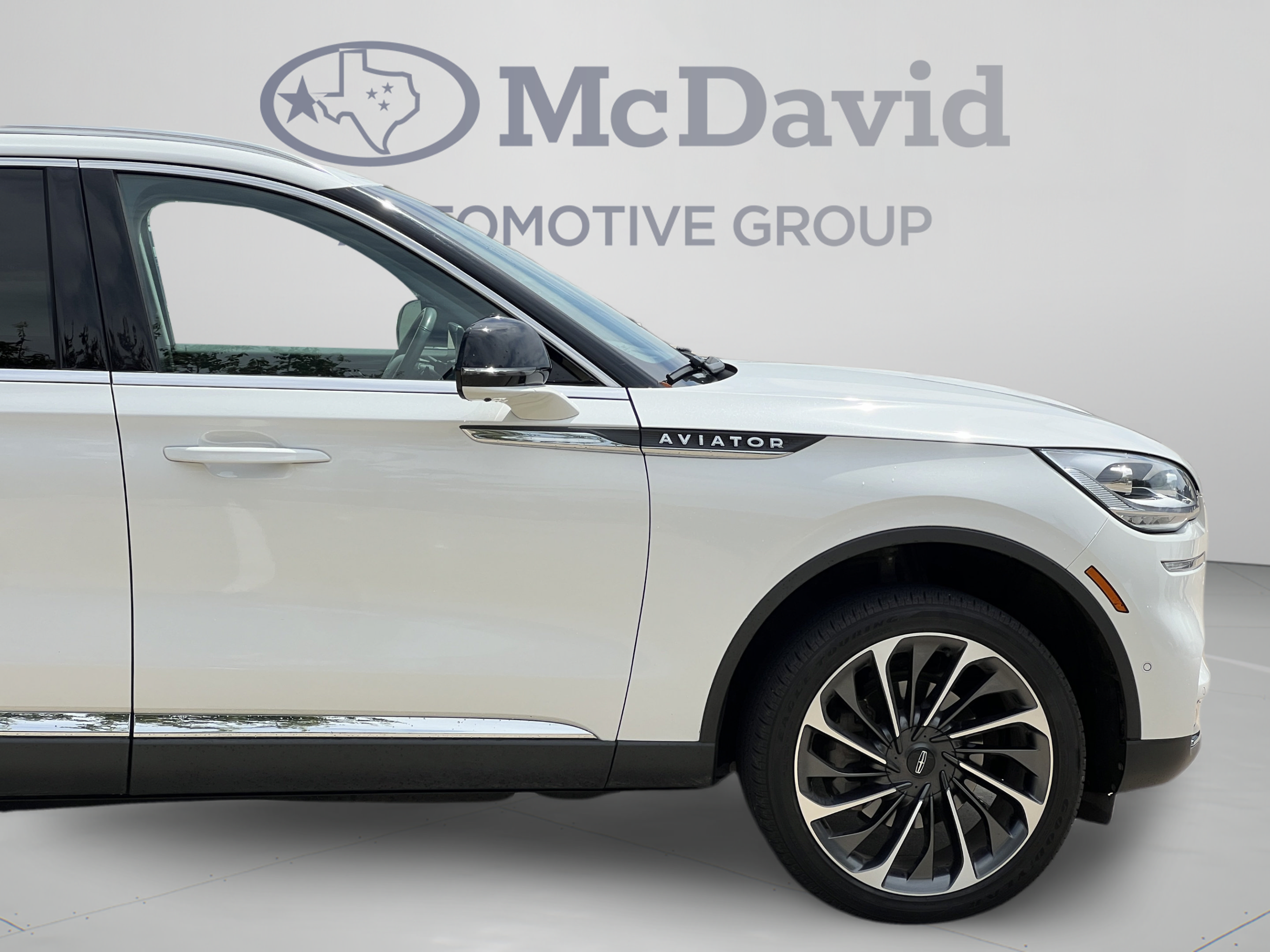 Used 2021 Lincoln Aviator Reserve w/ Equipment Group 202A AWD/4WD image 35