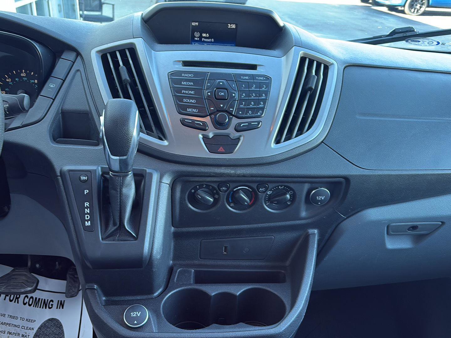 Used 2018 Ford Transit 150 XLT image 12