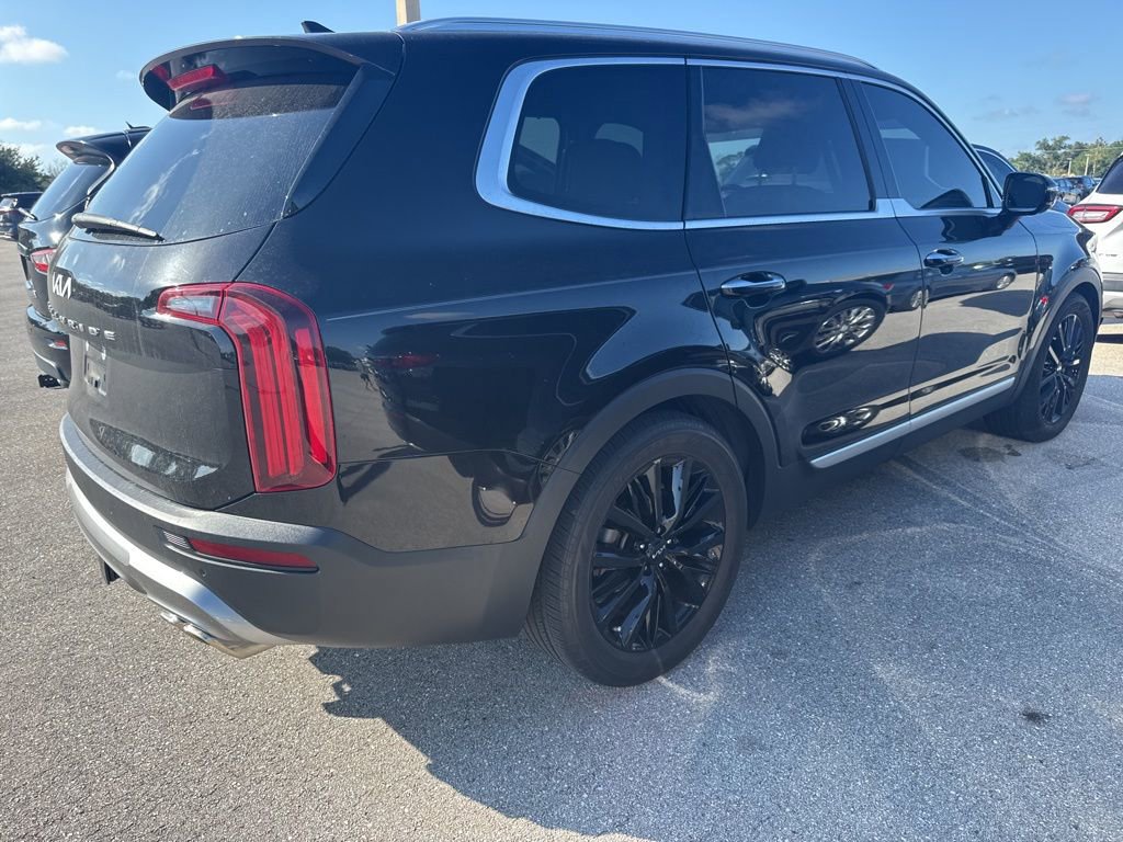 Certified 2022 Kia Telluride SX w/ Towing Package FWD image 2