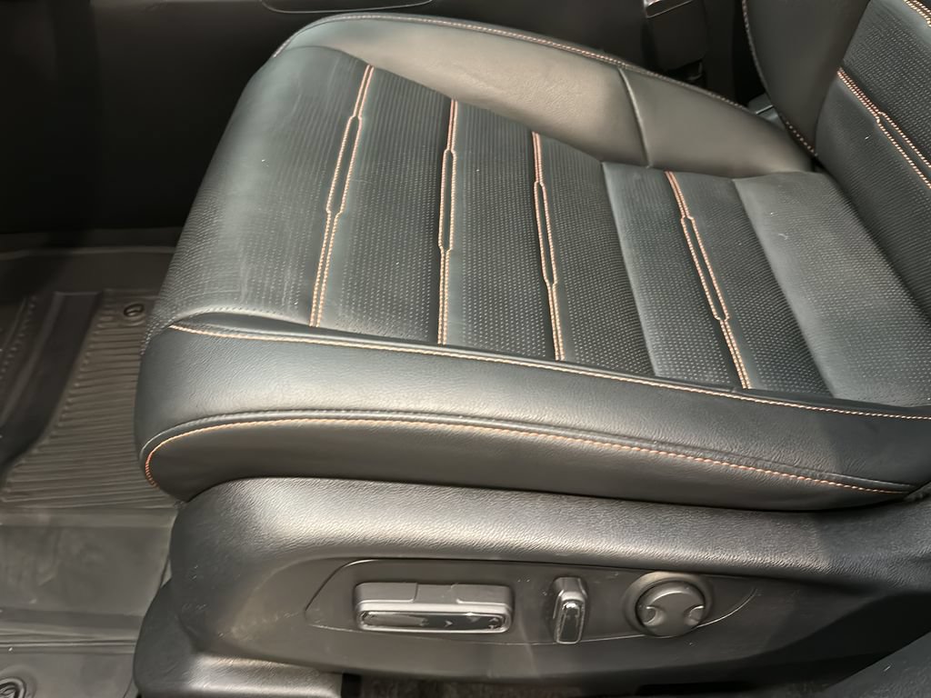 Certified 2025 Honda CR-V Sport Touring image 14