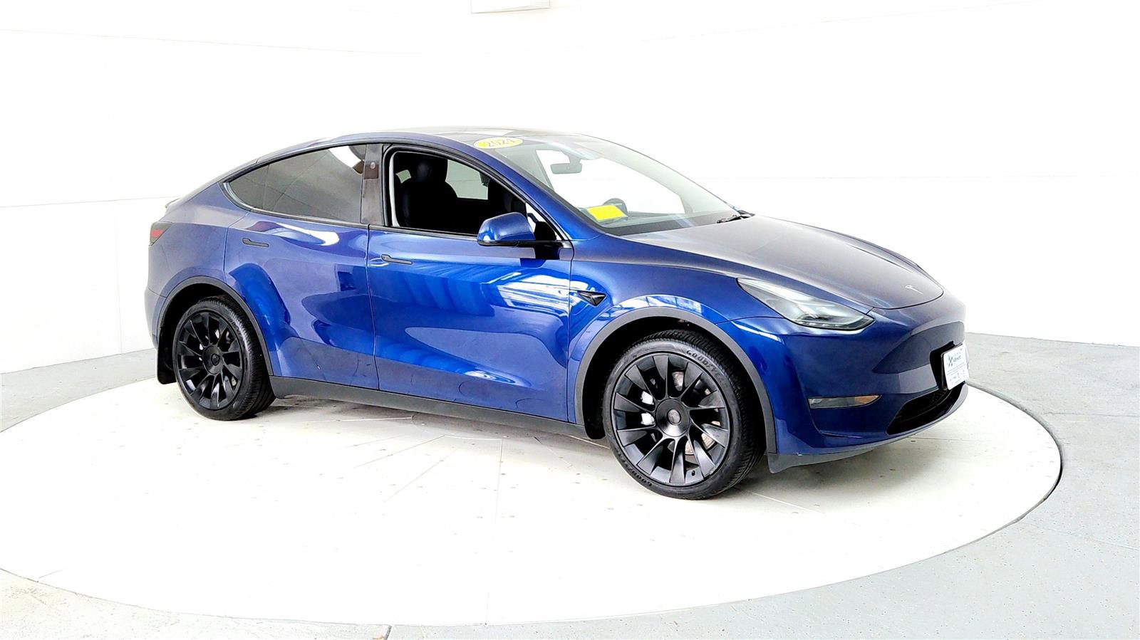 Used 2024 Tesla Model Y Long Range image 7