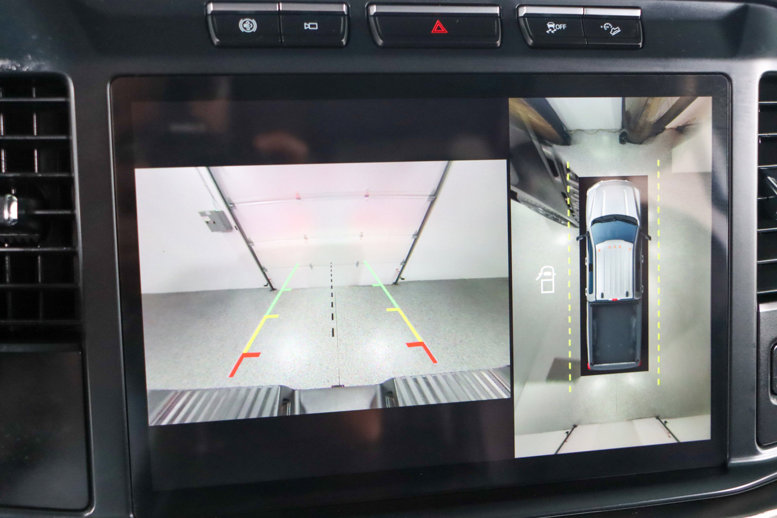 Used 2023 Ford F250 Lariat w/ Sport Appearance Package image 20