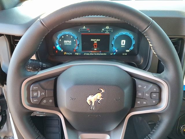 New 2025 Ford Bronco Badlands image 9