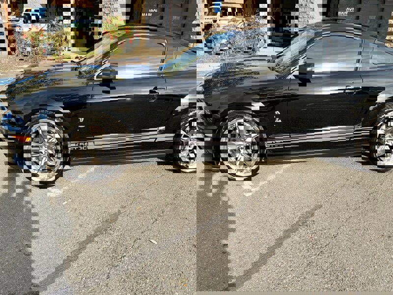 Used 2007 Ford Mustang Shelby GT500 image 2