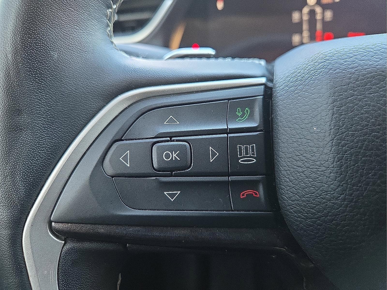 Used 2022 Jeep Grand Cherokee L Laredo w/ Luxury Tech Group I image 20