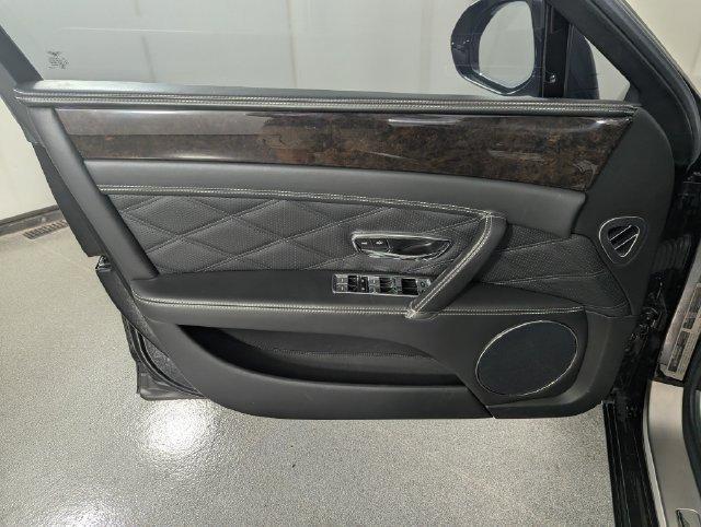 Used 2014 Bentley Flying Spur W12 AWD/4WD image 14