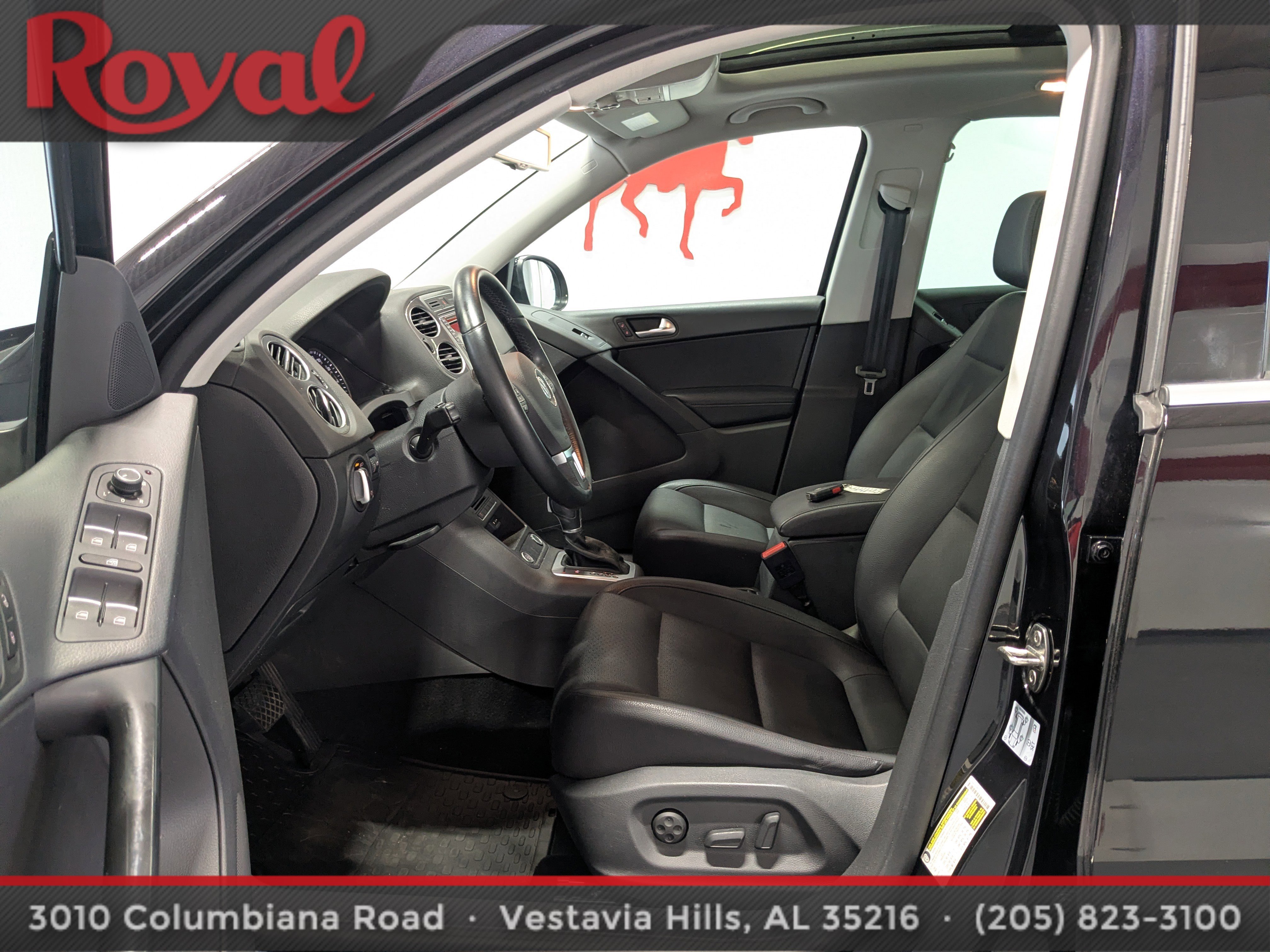 Used 2016 Volkswagen Tiguan SE image 17