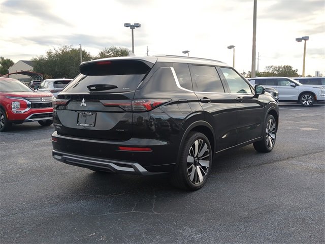 New 2025 Mitsubishi Outlander AWD image 6