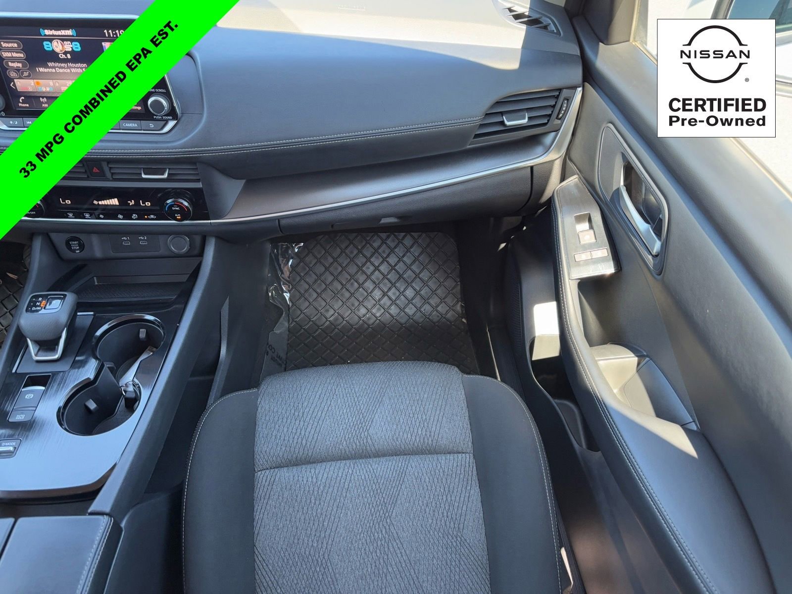 Certified 2025 Nissan Rogue SV FWD image 15