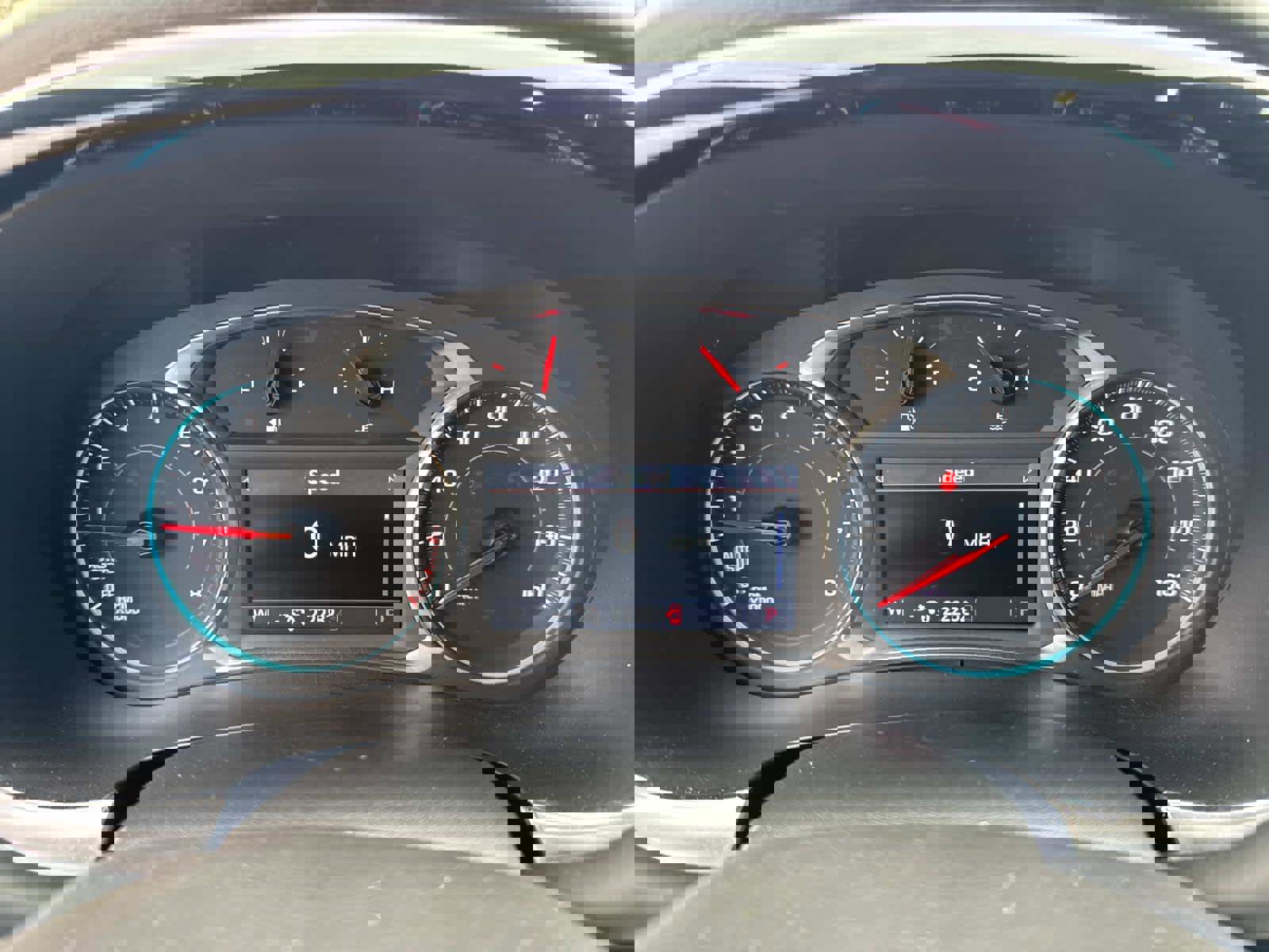 Used 2023 Chevrolet Traverse LT image 38