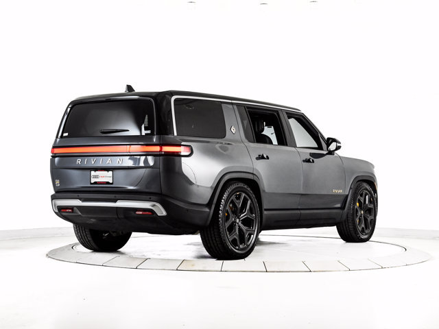 Used 2024 Rivian R1S Adventure AWD/4WD image 5