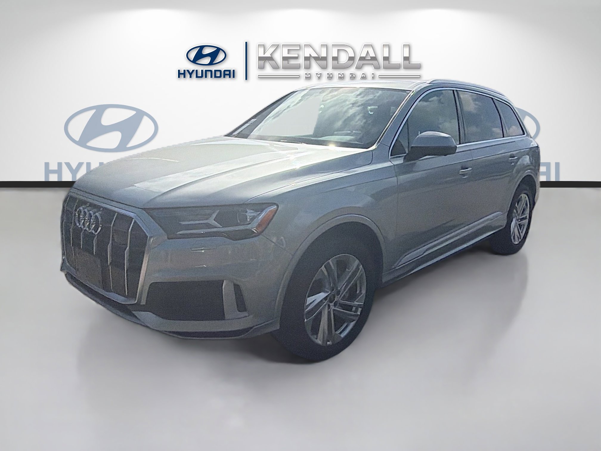 Used 2023 Audi Q7 3.0T Premium Plus AWD/4WD image 3