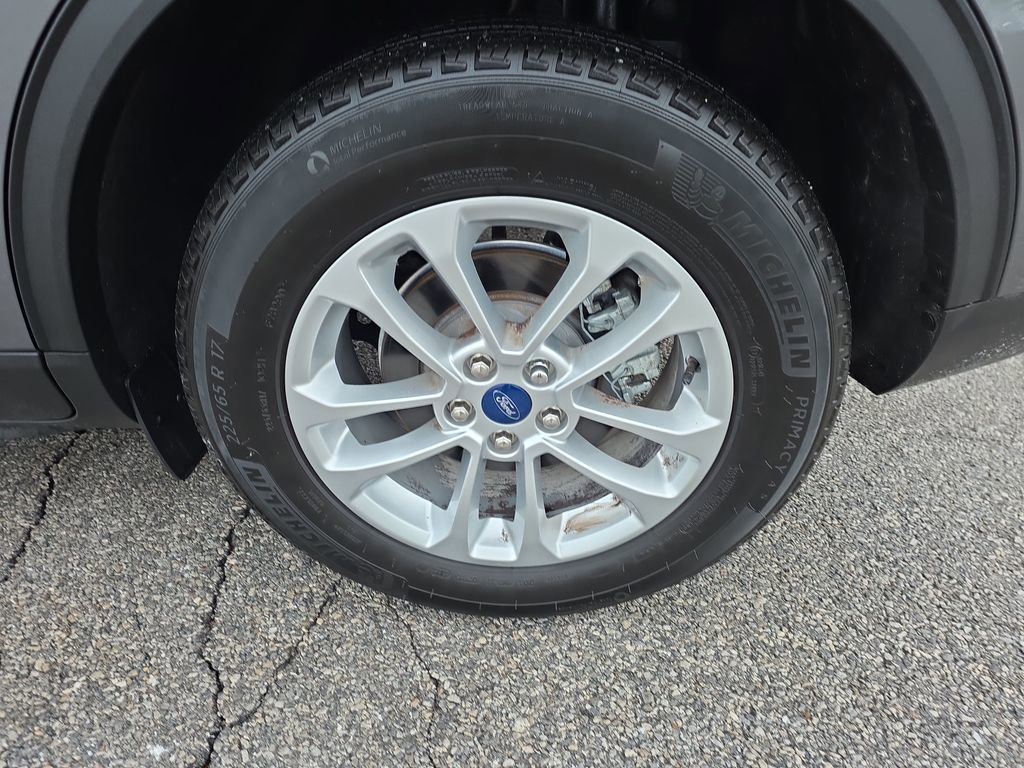 Used 2022 Ford Escape SE w/ Cold Weather Package image 11